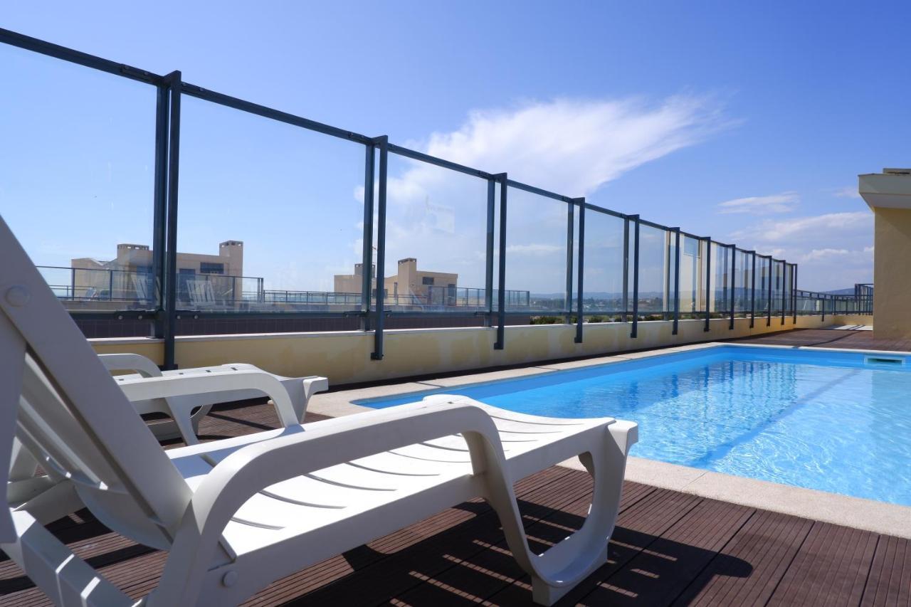 Rooftop Pool, 200M From Sea, City Center Олян Екстер'єр фото